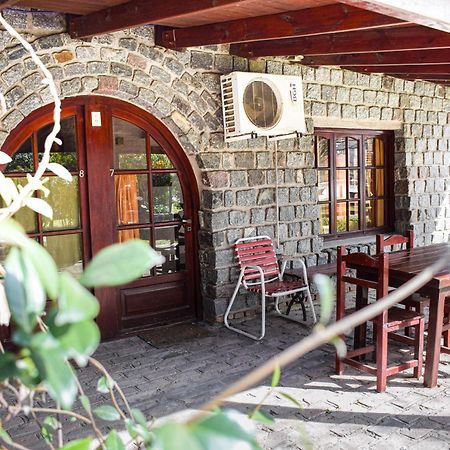 Cabanas Rio Quequen Некочеа Екстер'єр фото